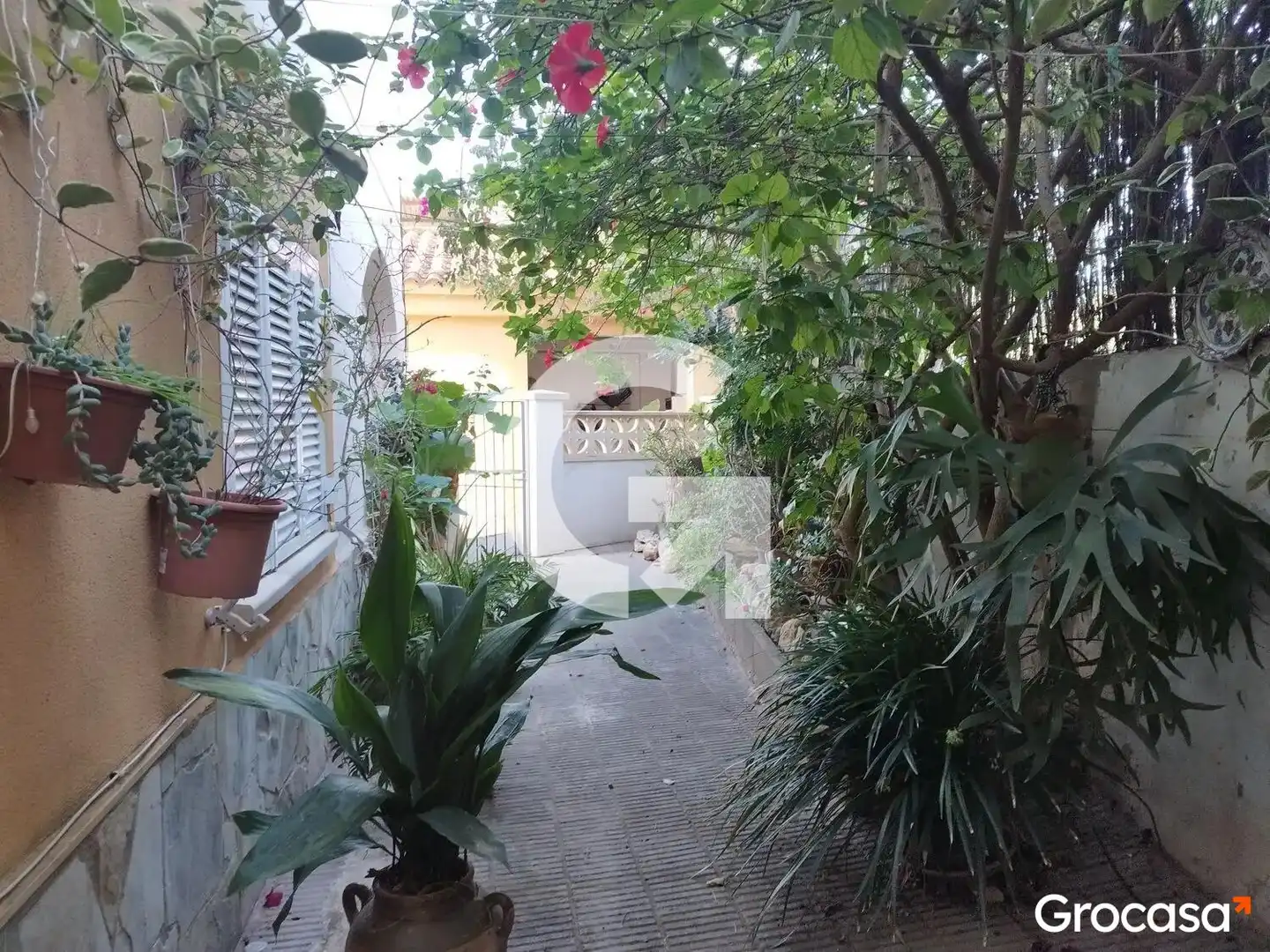 Terraza de Casa o chalet en venta en Vilanova i la Geltrú con Jardín privado, Terraza y Trastero