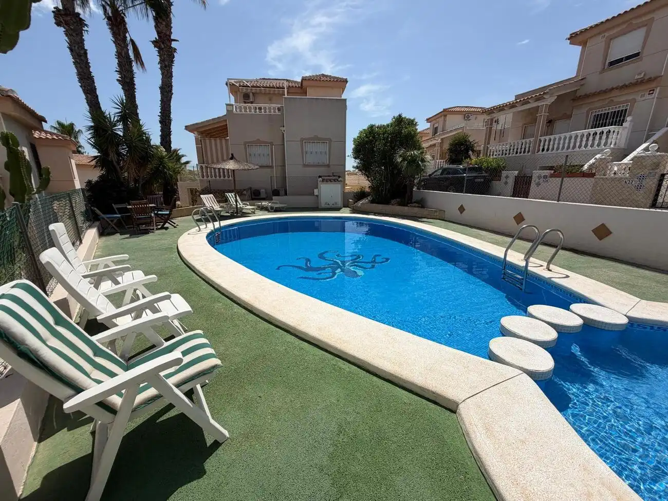 Casa en venta en Benijófar