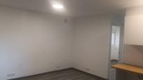 Bedroom of Flat for sale in  Madrid Capital  with Air Conditioner, Heating and Parquet flooring