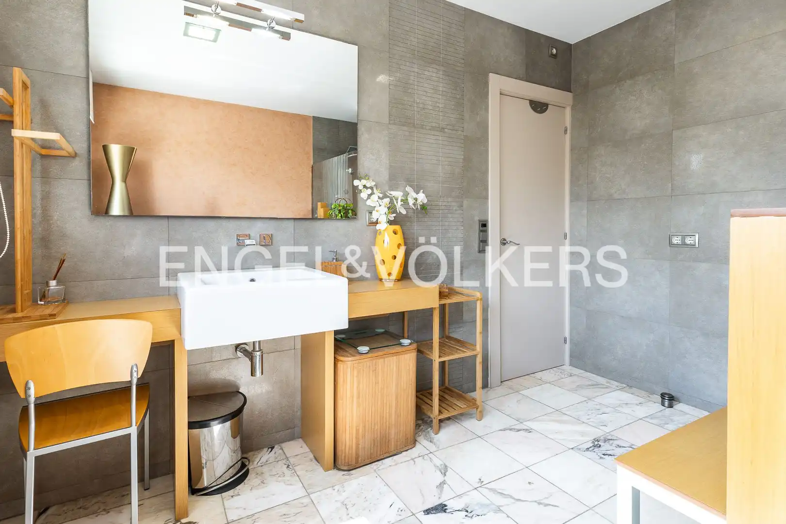 Baño de Casa o chalet en venta en Canovelles con Aire acondicionado, Calefacción y Jardín privado
