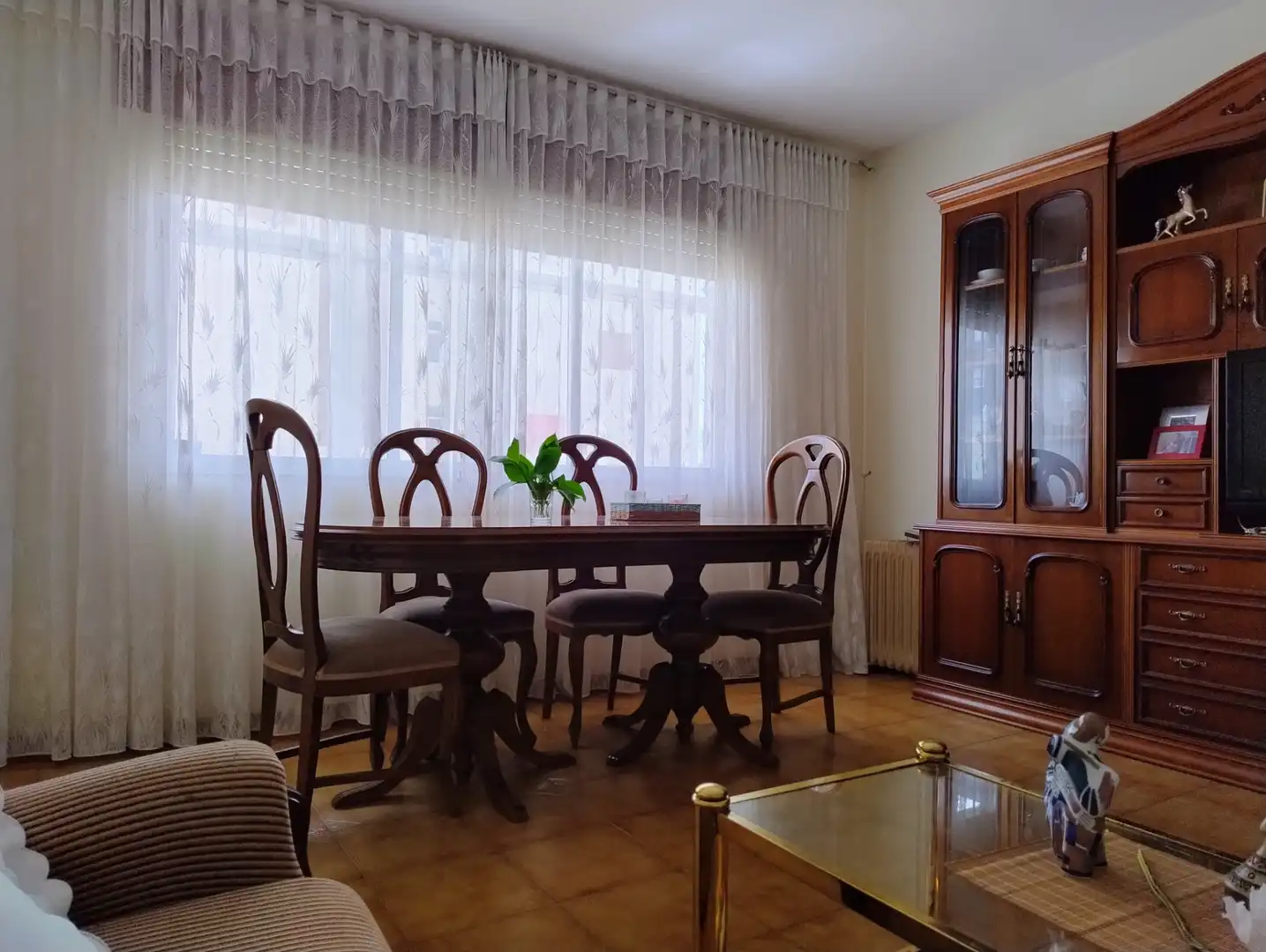 Comedor de Piso en venta en Lugo con Terraza, Trastero y Amueblado