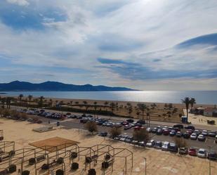 Vista exterior de Apartament de lloguer en Empuriabrava amb Aire condicionat