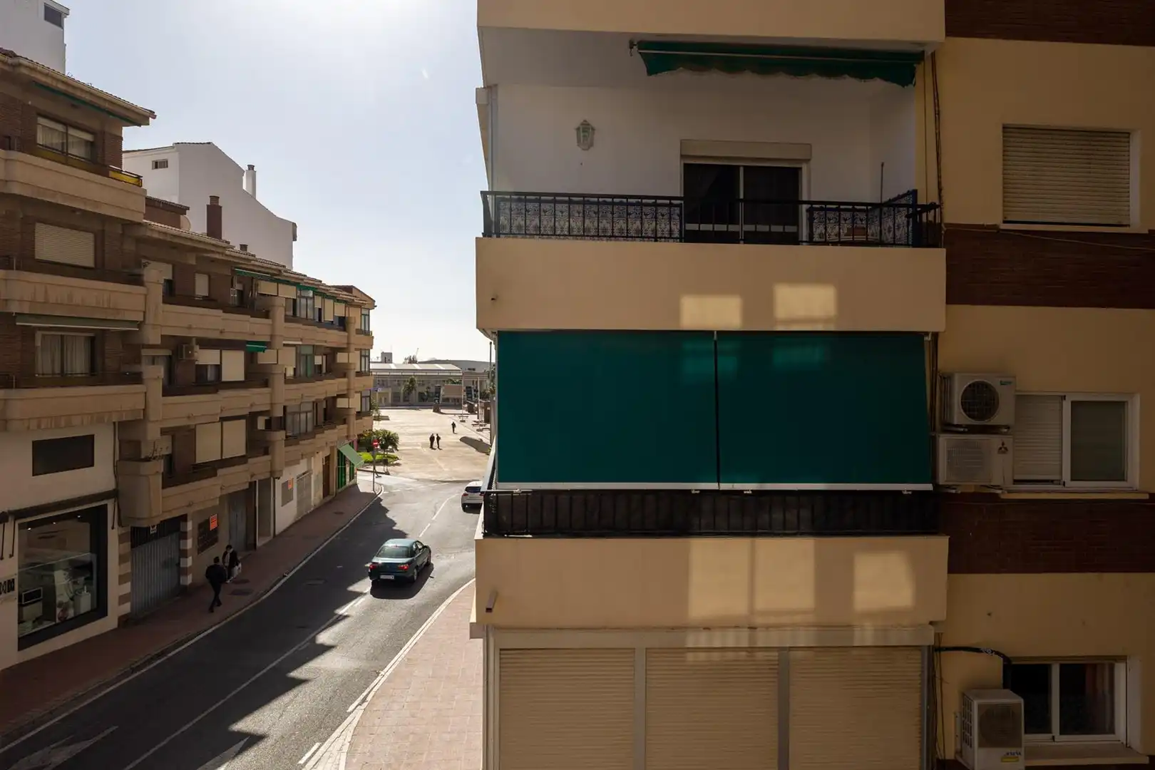 Vista exterior de Piso en venta en Motril con Calefacción, Terraza y Balcón