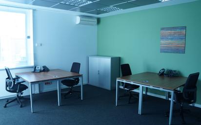 Office to rent in  Madrid Capital  with Air Conditioner, Heating and Furnished