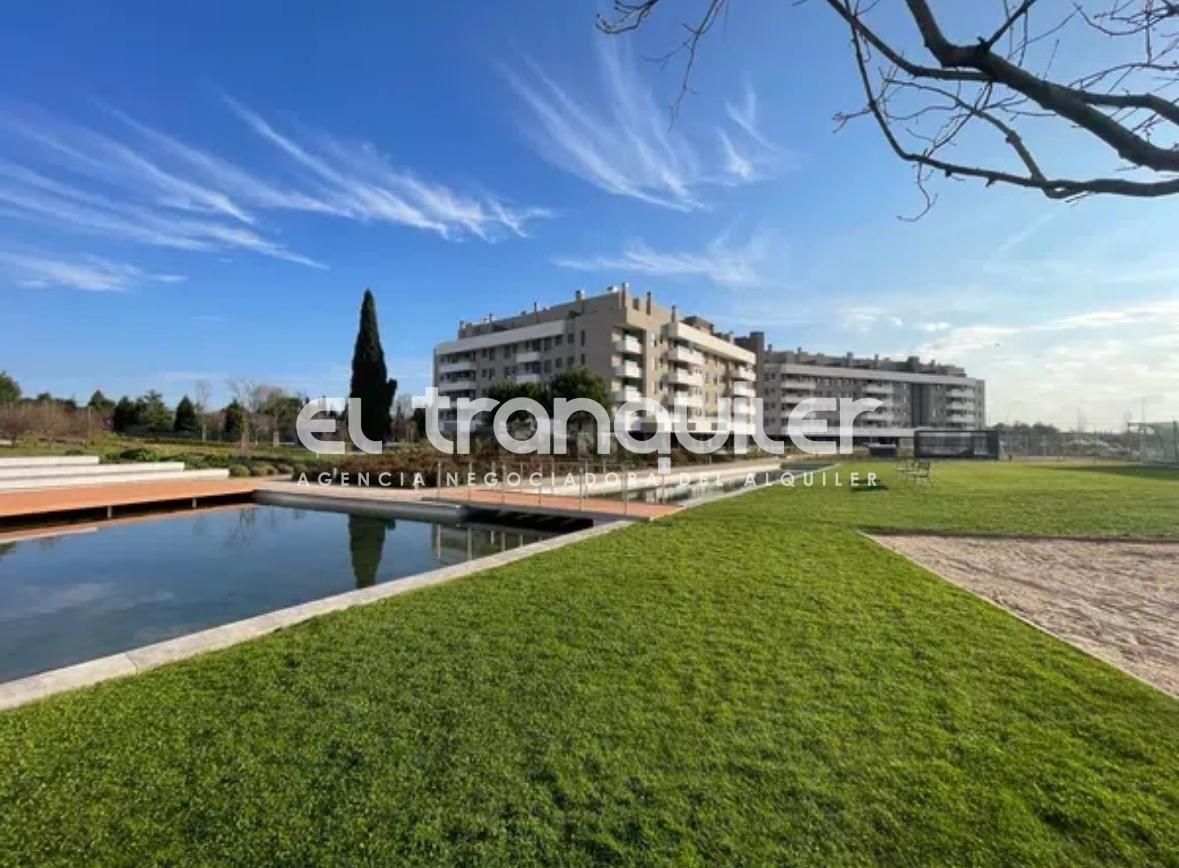 Exterior view of Flat to rent in Alcalá de Henares  with Air Conditioner, Parquet flooring and Terrace