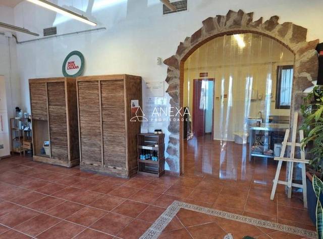 Local comercial en Alquiler en Provençals del Poblenou
