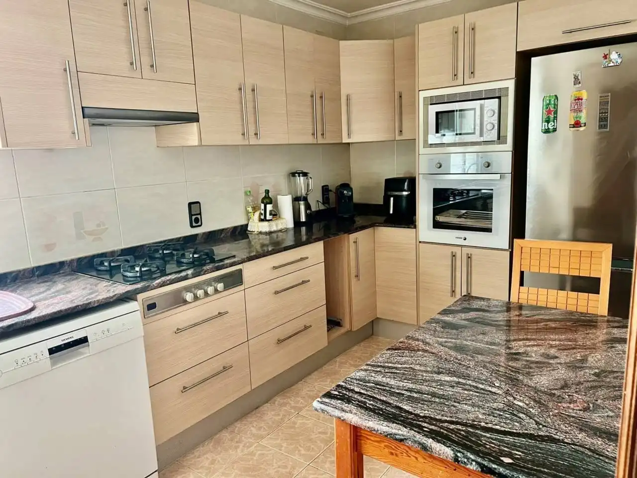 Piso con terraza en venta en Calle Reina