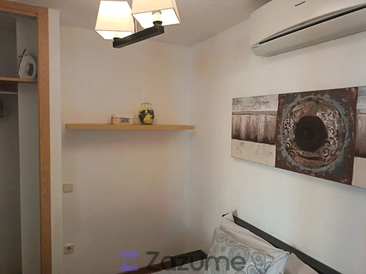 Bedroom of Flat for rent in Toledo  with Air Conditioner, Heating and Parquet flooring