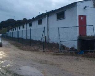 Exterior view of Industrial buildings for sale in Salinas de Oro / Jaitz