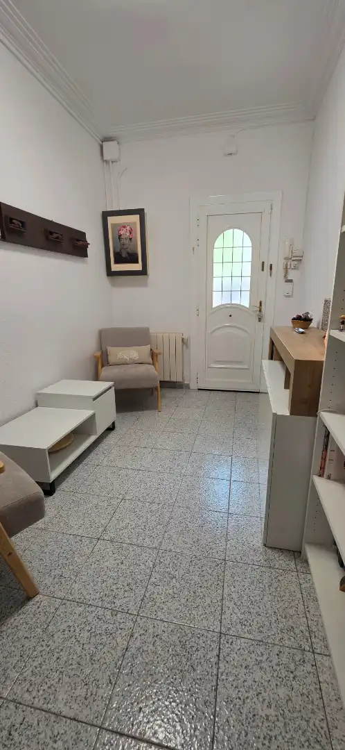 Sala d'estar de Planta baixa en venda en Santa Coloma de Gramenet amb Aire condicionat, Calefacció i Terrassa