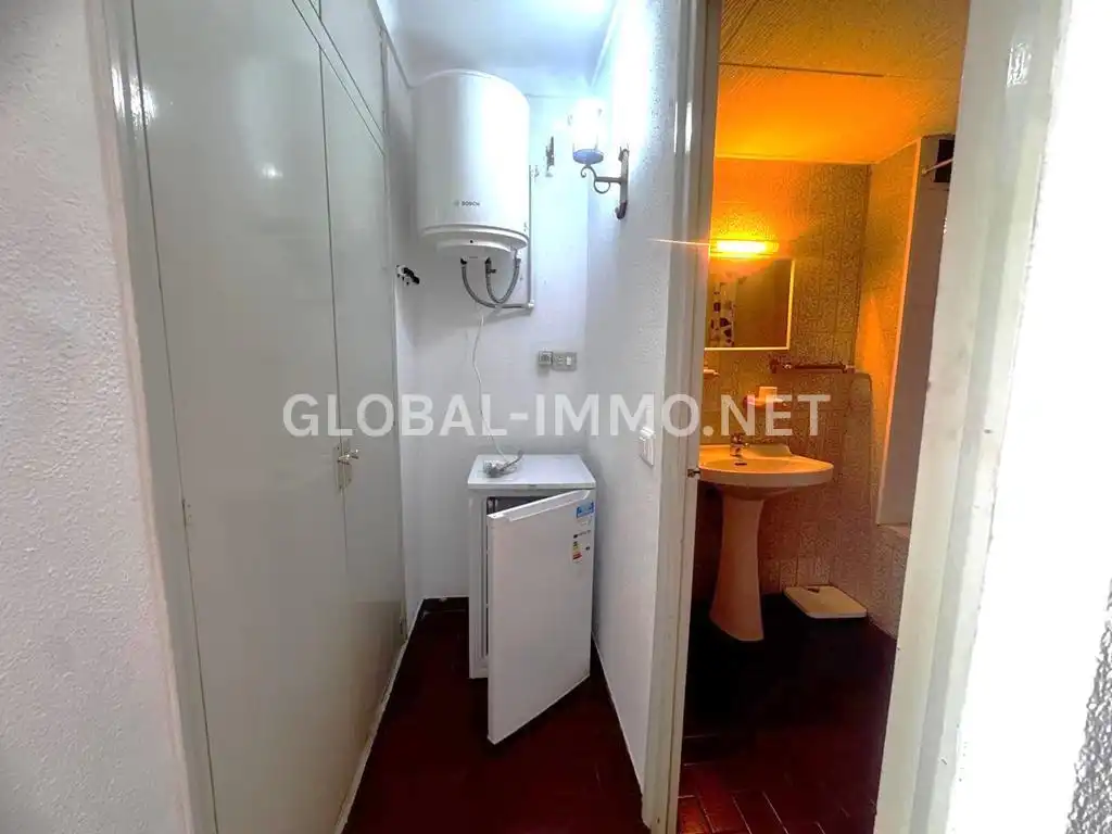 Badezimmer von Wohnung zum Verkauf in Empuriabrava mit Möbliert