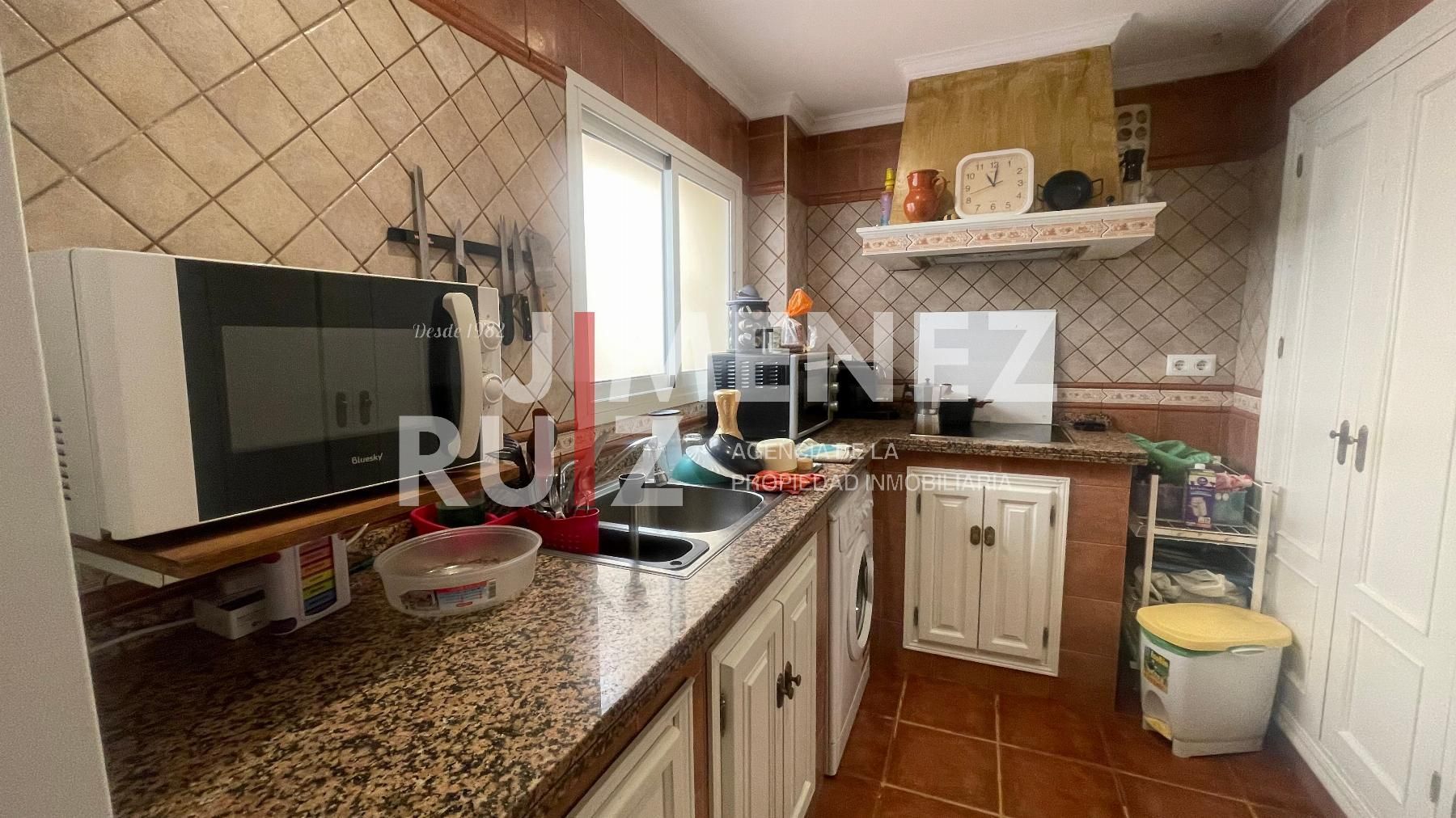 Cuina de Pis en venda en El Puerto de Santa María amb Balcó