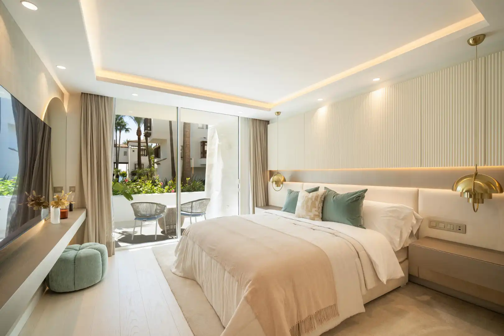 Apartment with pool for sale in Milla de Oro, imagen 2