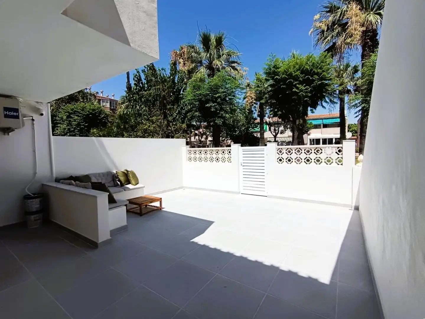 Terrassa de Casa o xalet en venda en Orihuela amb Aire condicionat, Calefacció i Jardí privat