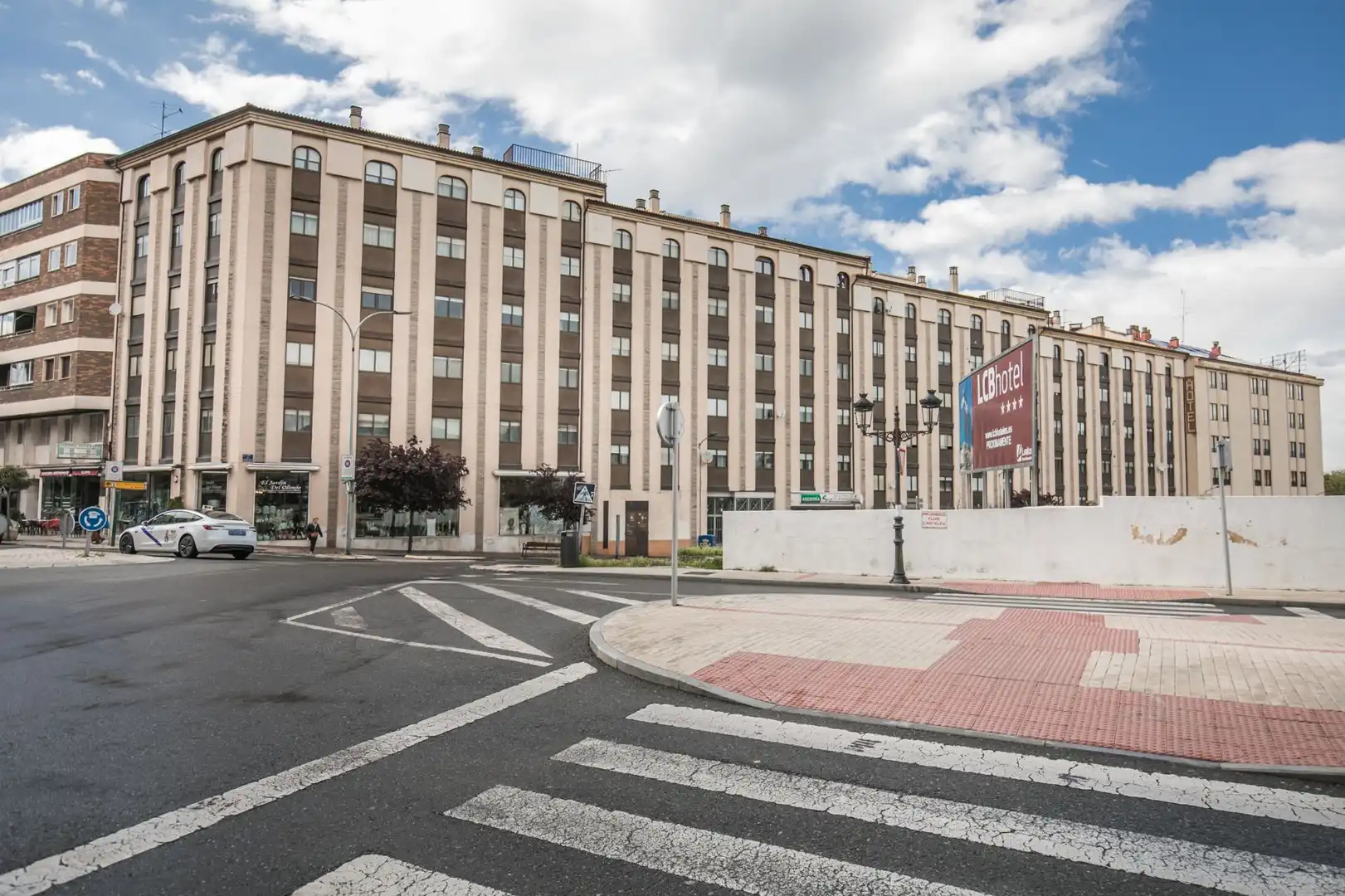 Vista exterior de Pis en venda en Ávila amb Calefacció i Traster