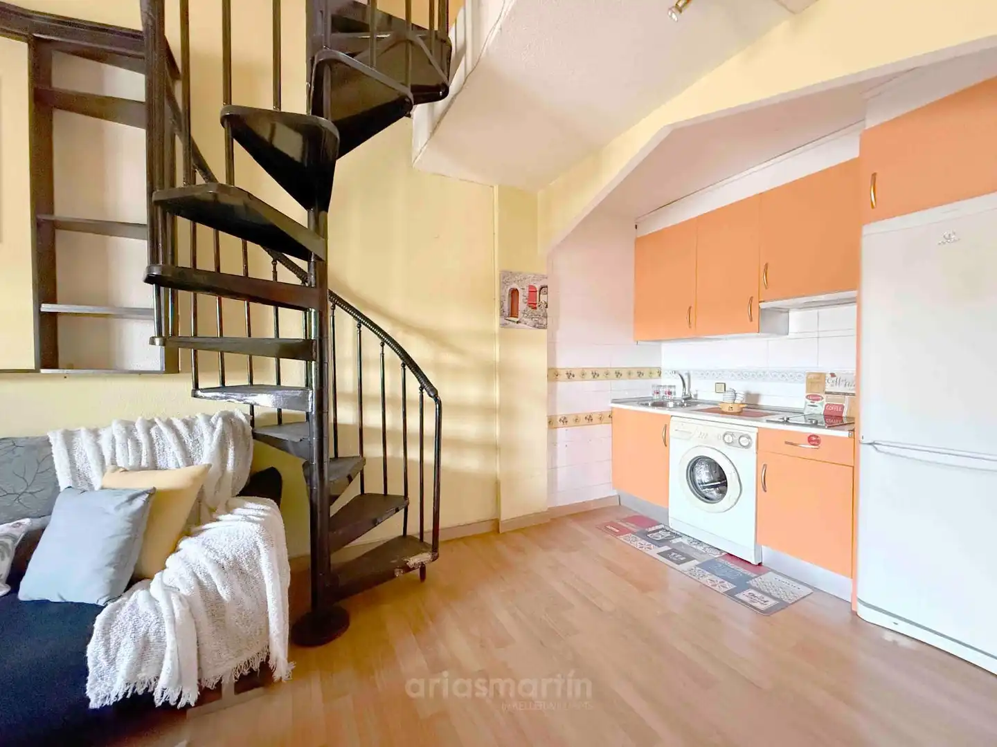 Bedroom of Duplexes for sale in Villamayor  with Heating, Terrace and Furnished