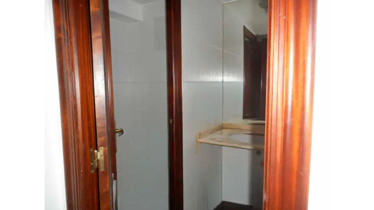 Badezimmer von Geschaftsraum zum Verkauf in Vigo 