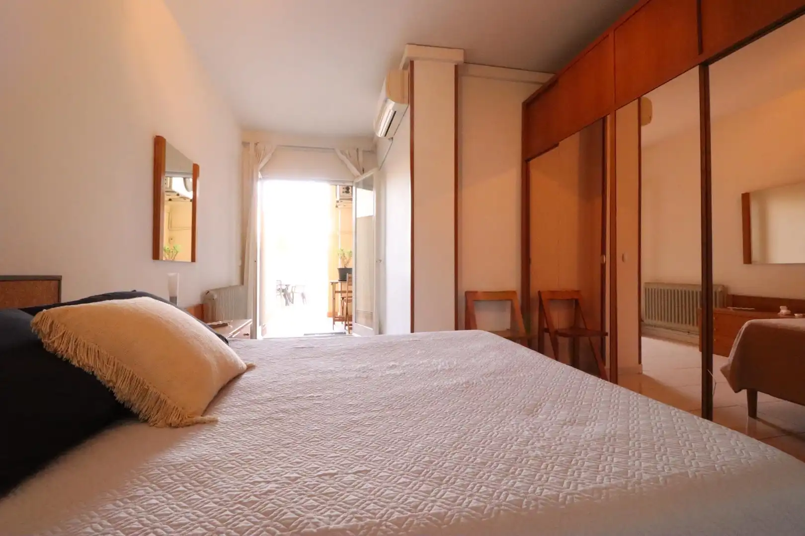 Schlafzimmer von Erdgeschoss zum Verkauf in Sabadell mit Klimaanlage, Heizung und Terrasse