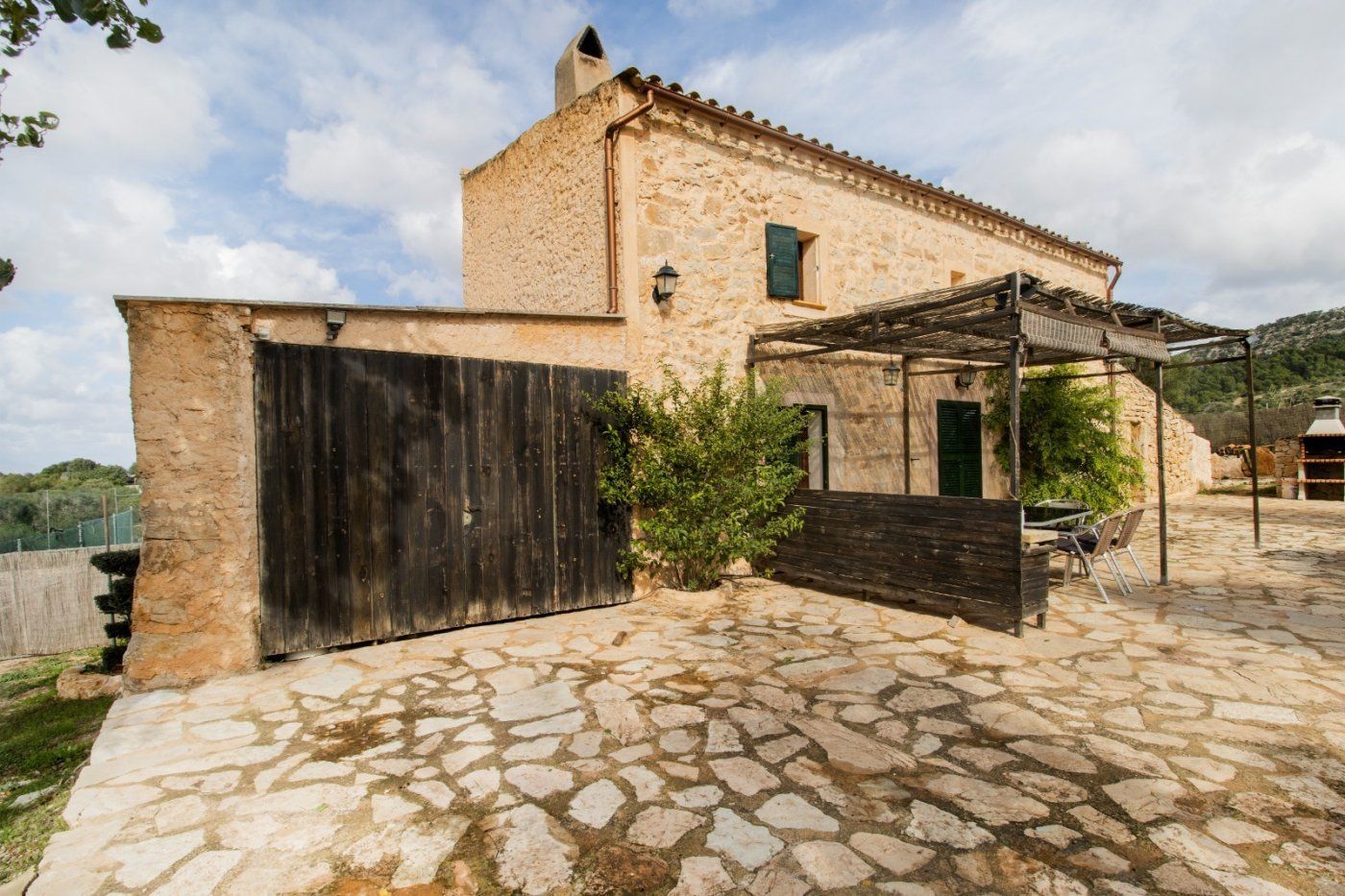 Vista exterior de Finca rústica en venda en Manacor amb Aire condicionat, Jardí privat i Terrassa