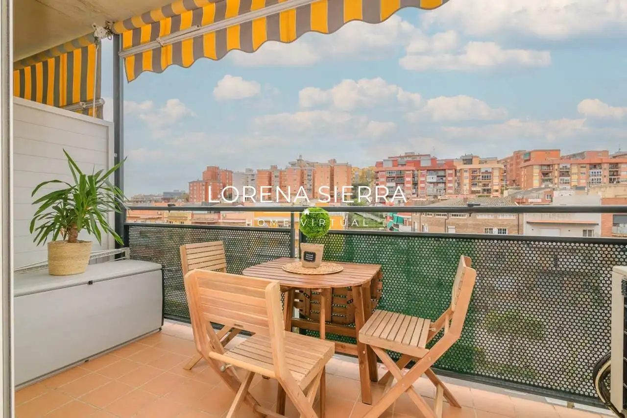 Terraza de Piso en venta en Viladecans con Aire acondicionado, Calefacción y Jardín privado