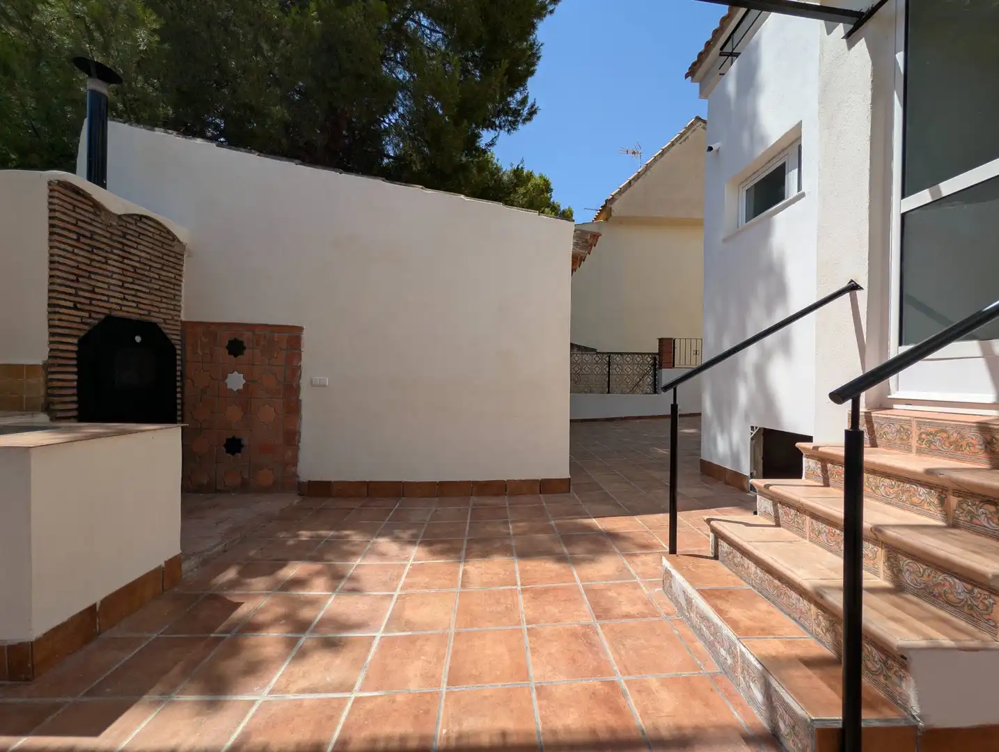 Terrasse von Maisonette zum Verkauf in Totana mit Klimaanlage, Privatgarten und Terrasse