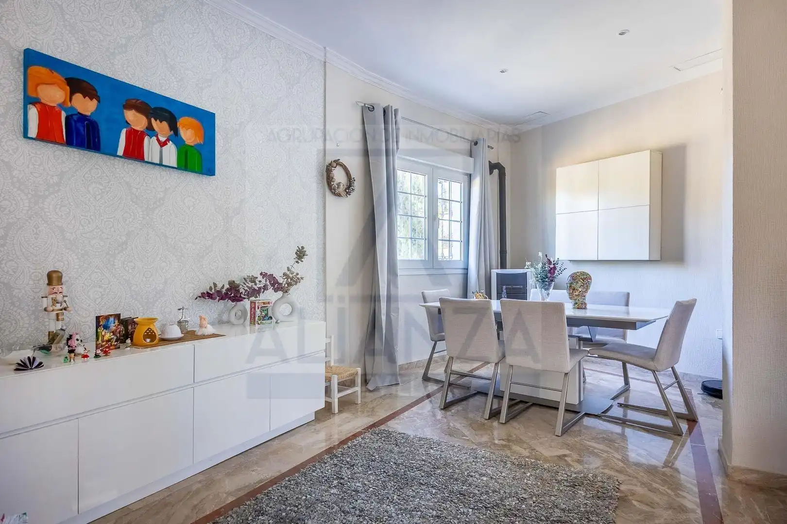 Dining room of Houses for sale in Valencina de la Concepción  with Air Conditioner, Private garden and Community pool