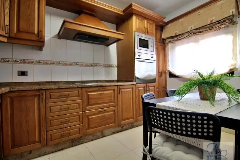 Kitchen of Flat for sale in San Cristóbal de la Laguna  with Terrace, Storage room and Furnished
