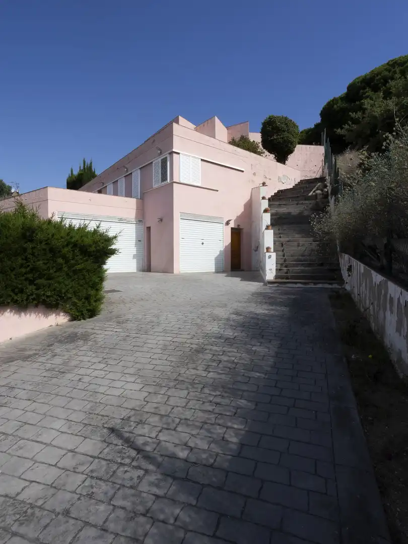 Vista exterior de Casa o xalet en venda en Canet de Mar amb Calefacció