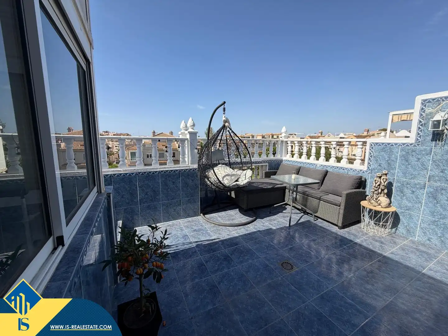 Terrace of Duplexes for sale in Torrevieja  with Air Conditioner, Terrace and Furnished