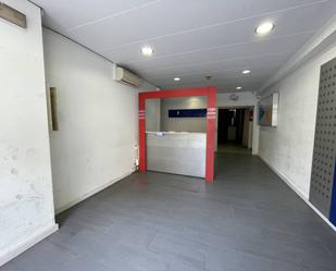 Premises to rent in Vic  with Air Conditioner