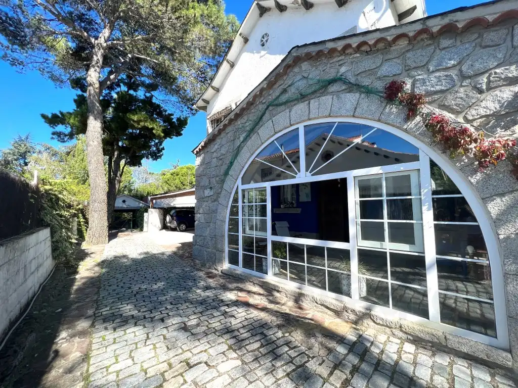 Vista exterior de Casa o chalet en venta en Torrelodones