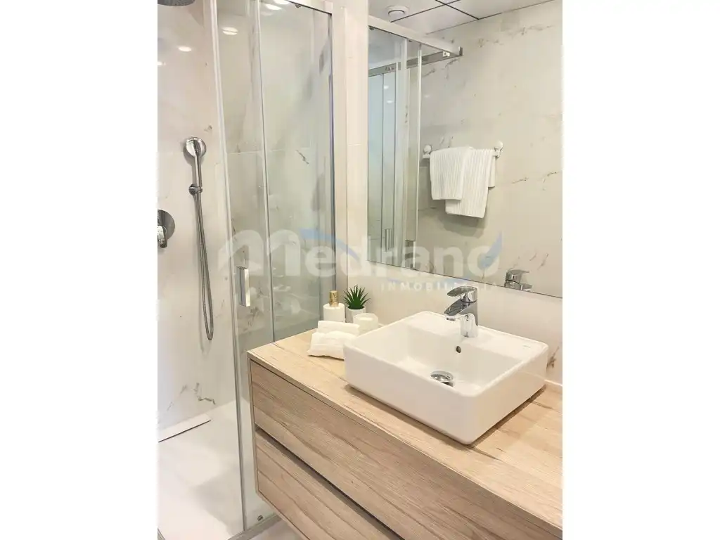 Bany de Pis en venda en Benidorm amb Aire condicionat, Calefacció i Jardí privat