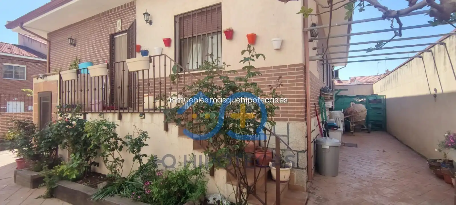 Exterior view of Houses for sale in Cobeja