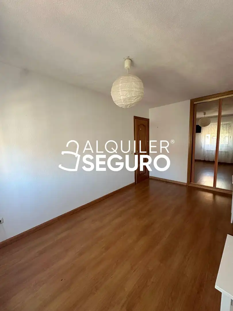 Piso de alquiler en Los Lilos, Prado Santo Domingo - Ensanche