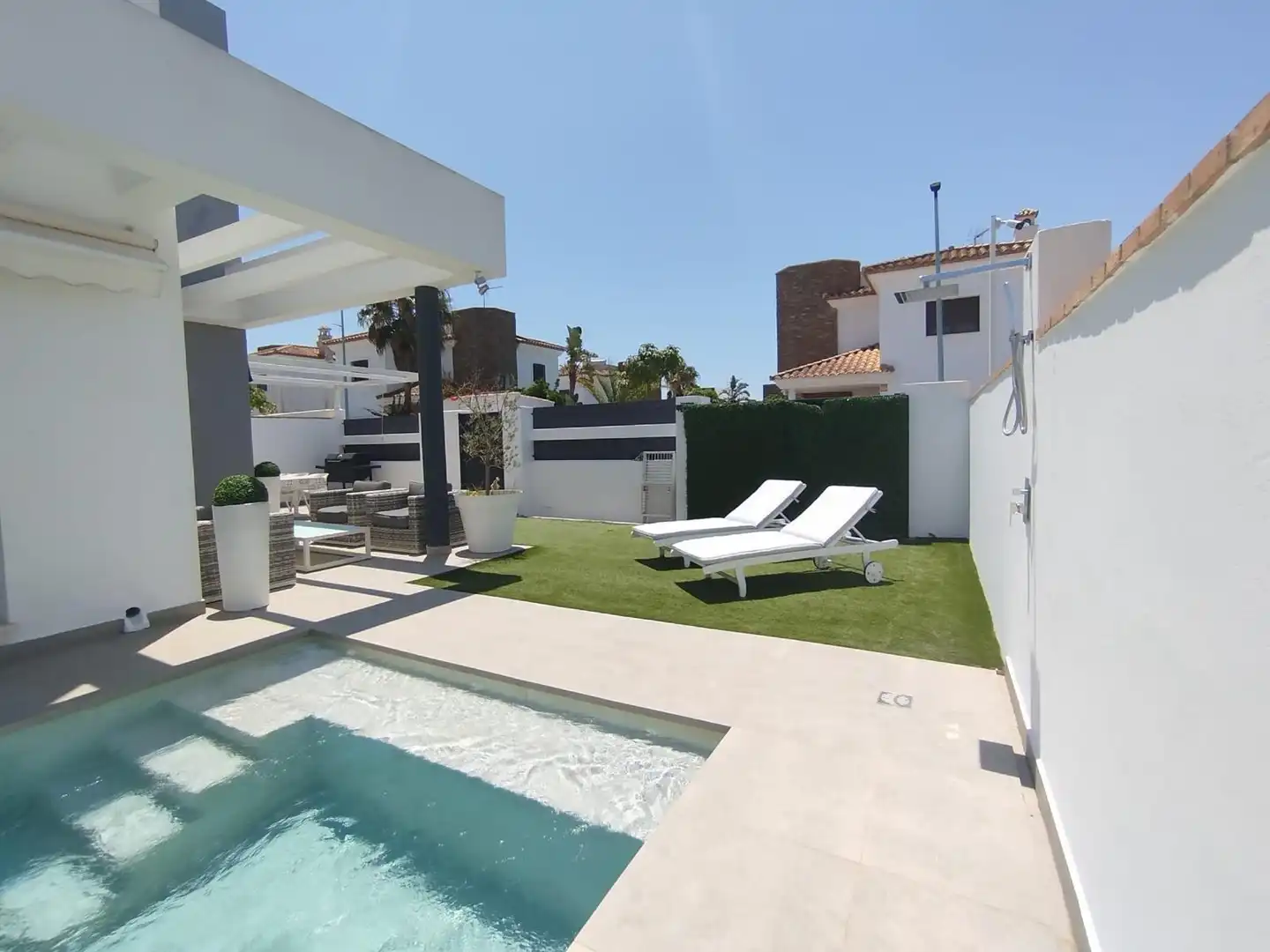 Doppelhaushälfte mit Pool zum Verkauf in Las Lagunas - Campano, imagen 6