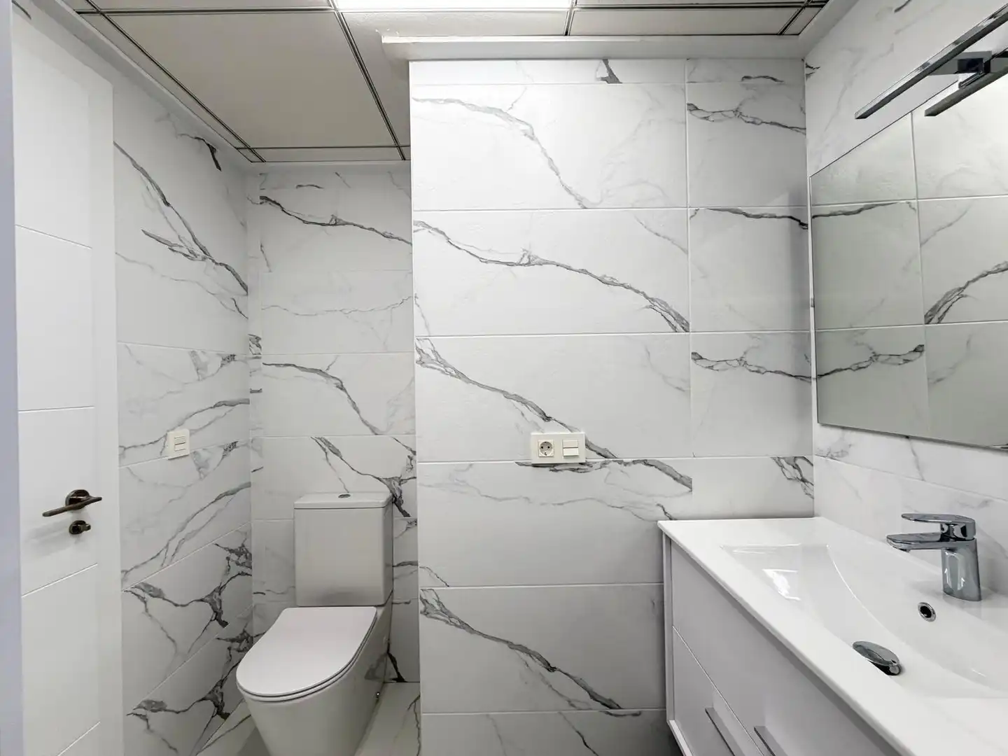 Apartamento con piscina en venta en N/A, imagen 24