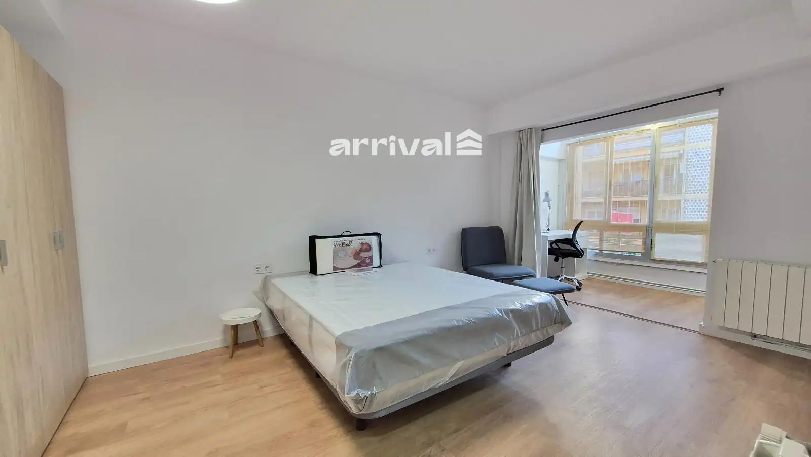 Schlafzimmer von Wohnung zur untervermieten in Valencia mit Heizung, Terrasse und Möbliert