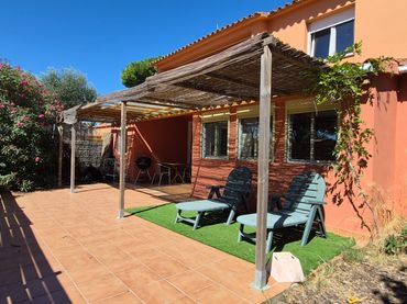 Estudi amb piscina en venda a El Mas Pinell