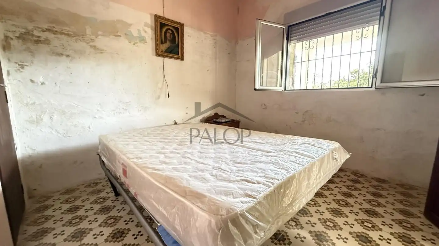 Dormitori de Casa o xalet en venda en Alzira amb Jardí privat, Terrassa i Traster