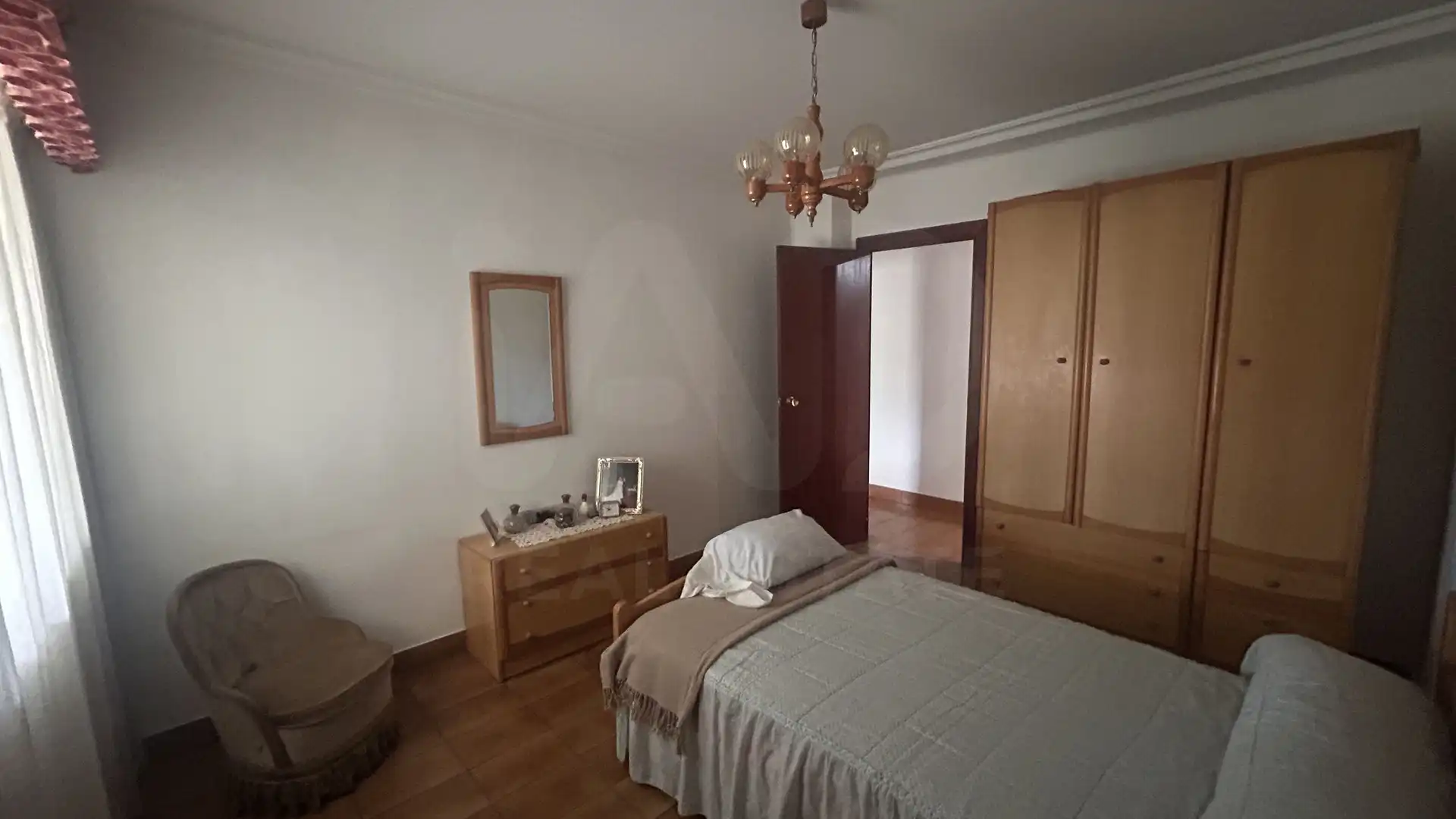 Country homes for sale in Oeste