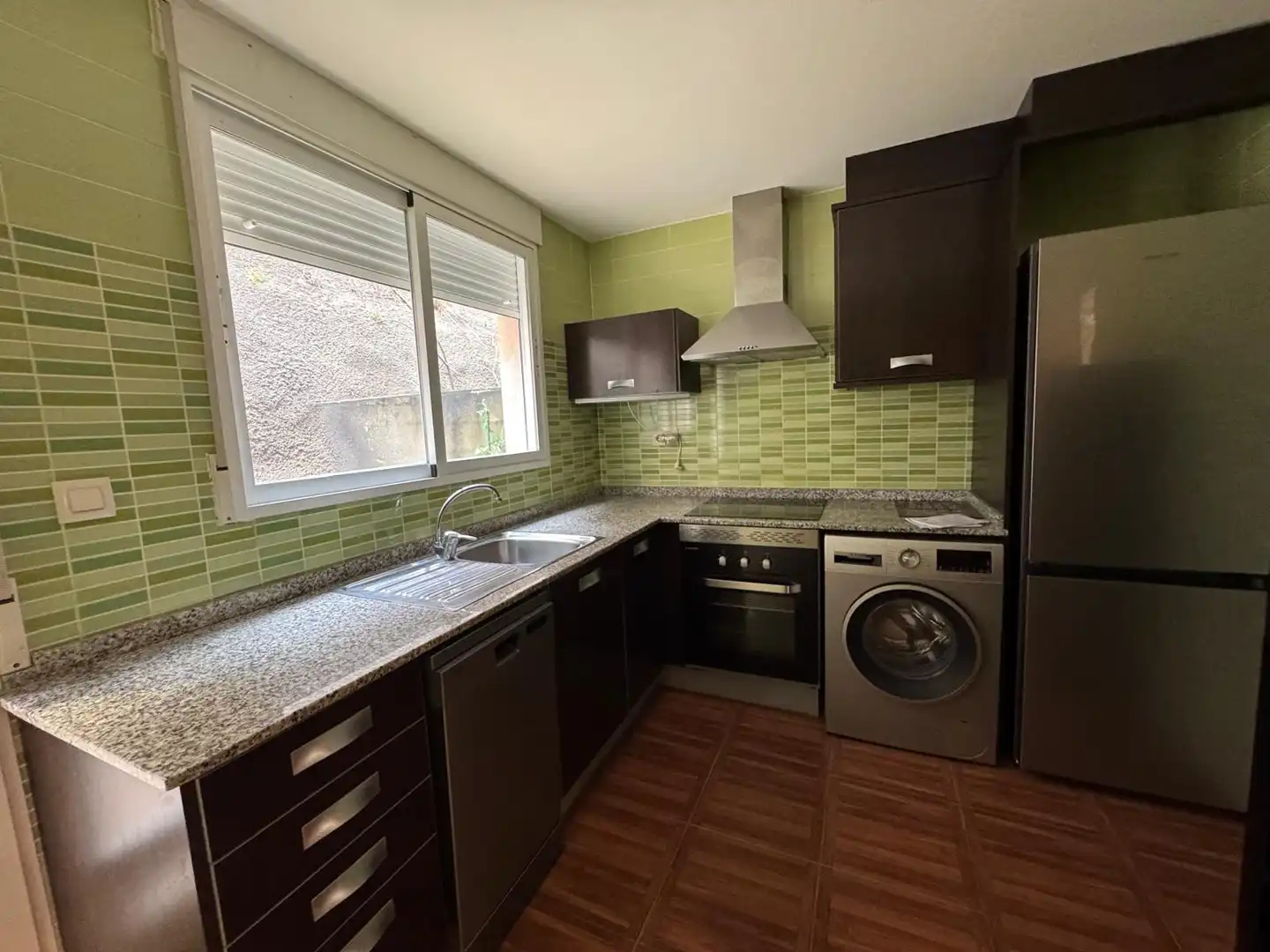 Cocina de Casa o chalet de alquiler en Serra con Calefacción, Jardín privado y Terraza