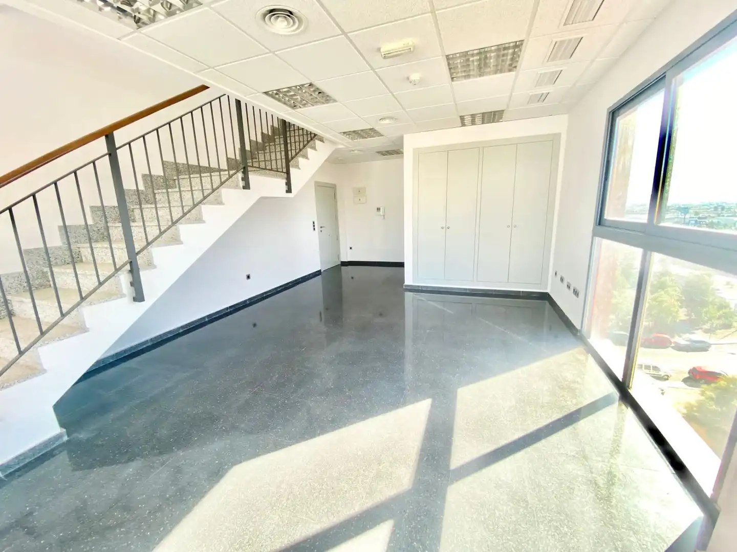 Büro zum Verkauf in Lorca mit Heizung und Terrasse
