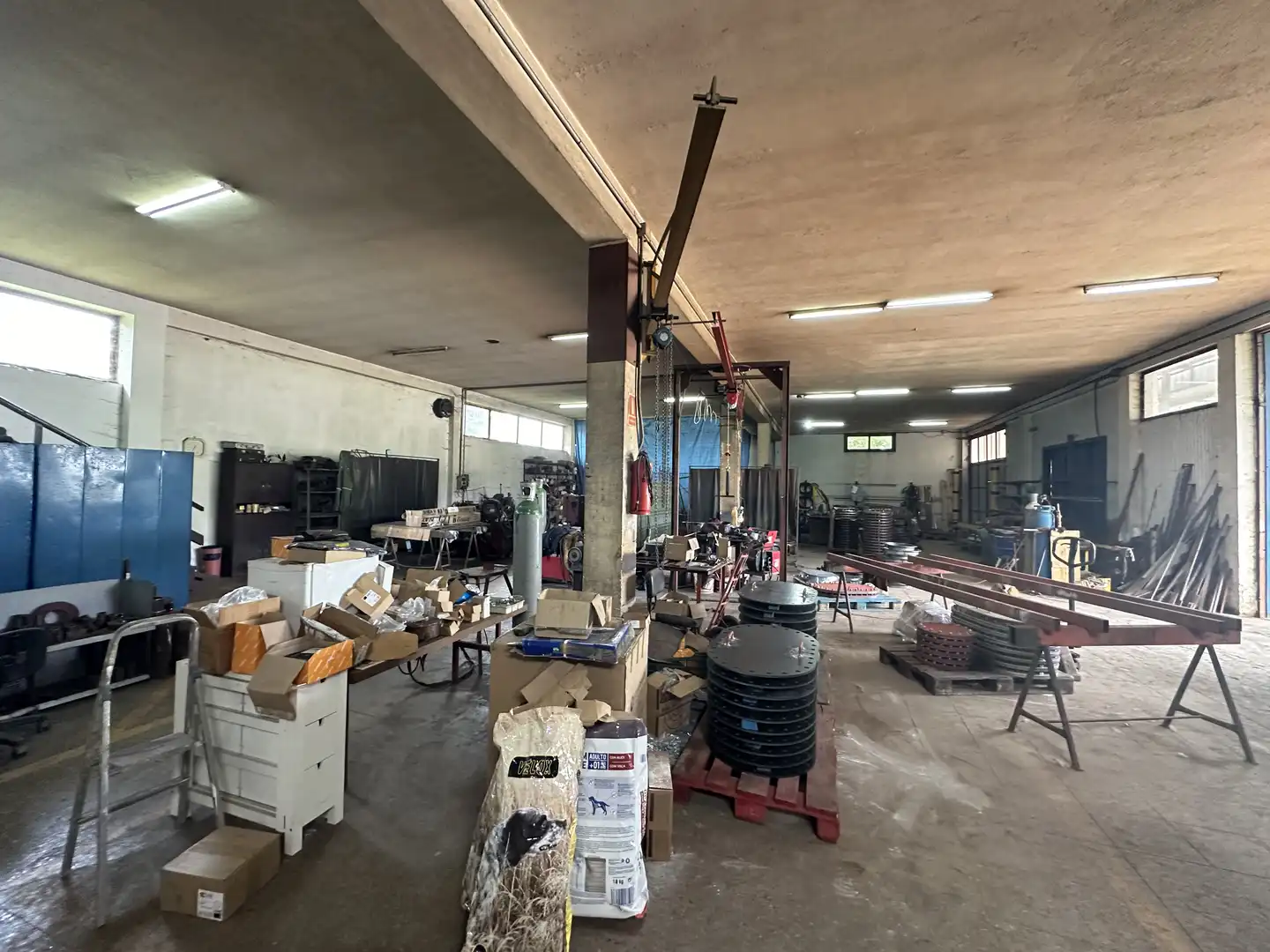 Industrial buildings for sale in O Rosal  