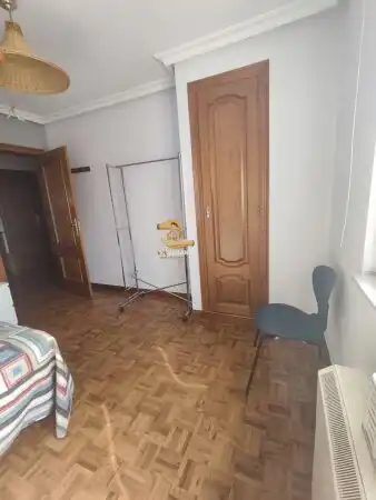 Piso con terraza en alquiler en LUIS VIVES, imagen 18