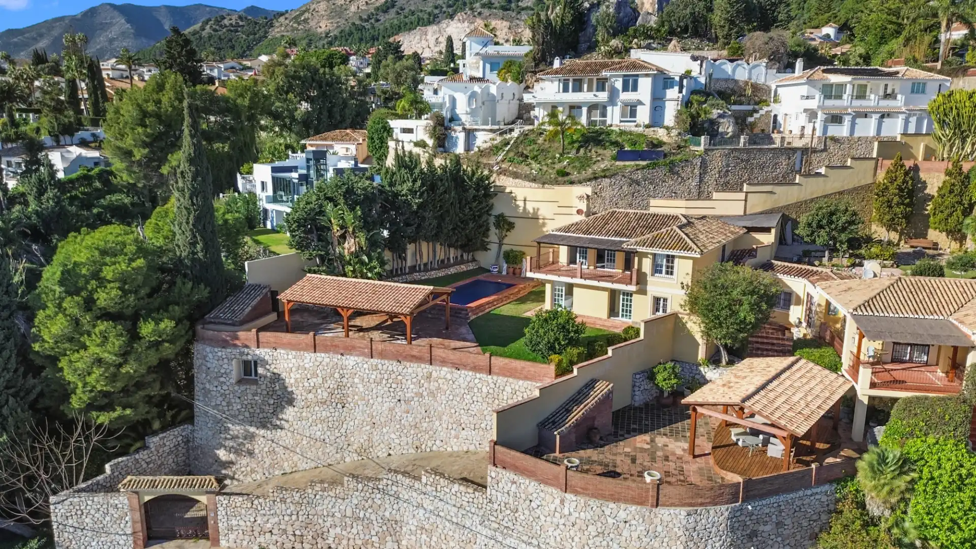 Exterior view of Houses for sale in Benalmádena  with Air Conditioner, Heating and Private garden