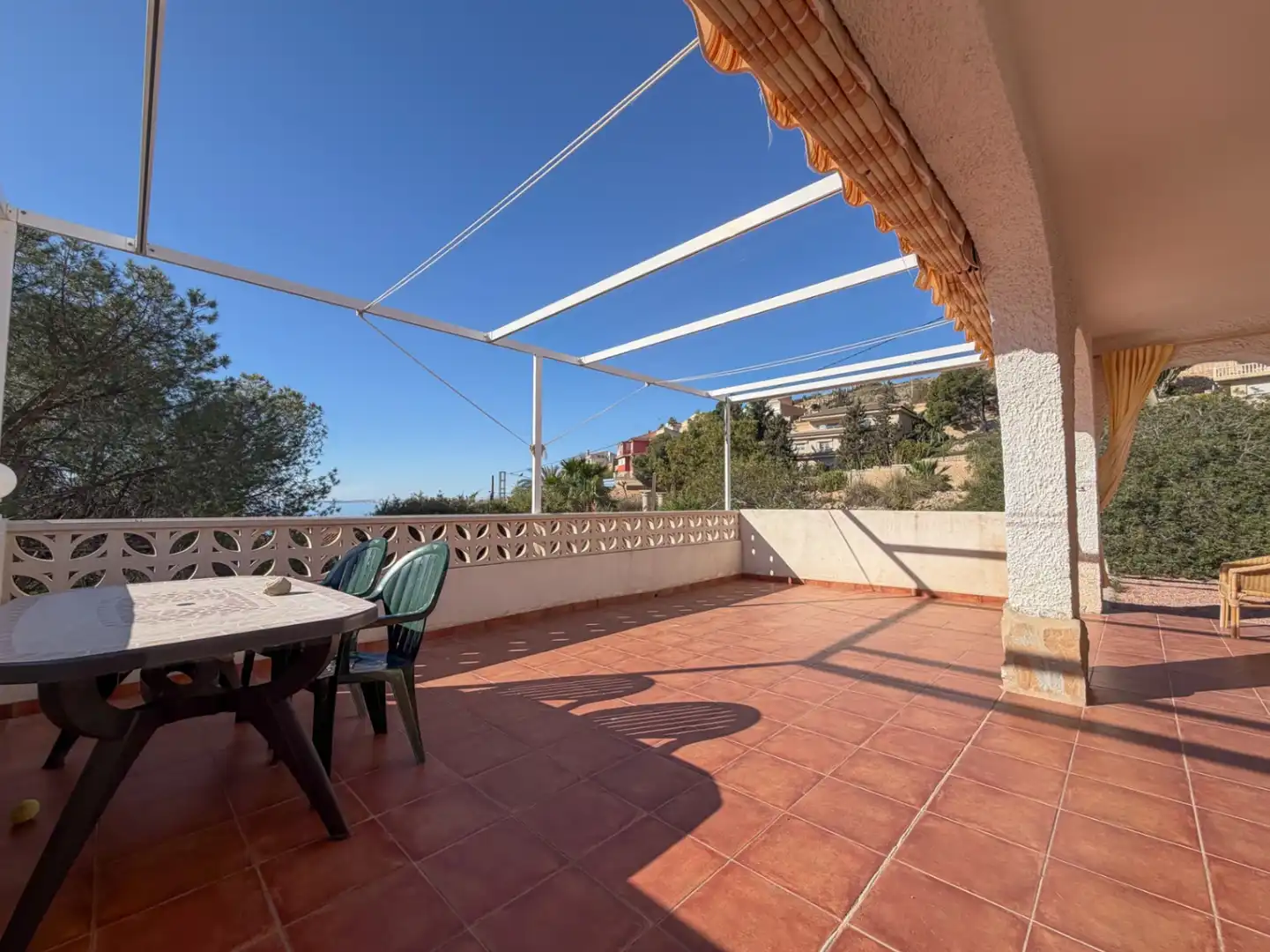 Chalet con piscina en venta en Pueblo Español - Coveta Fumá