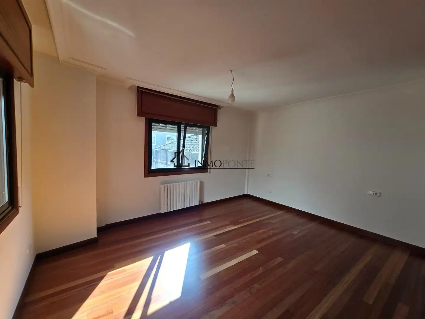 Habitación de Dúplex en venta en Pontevedra Capital 