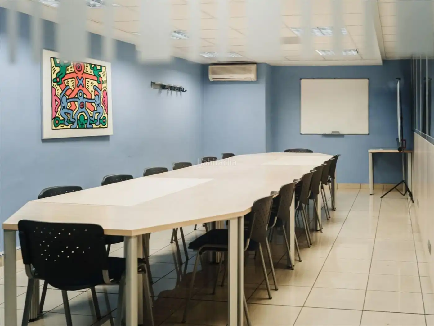 Büro zur Miete in Carrer de Carcaixent 1