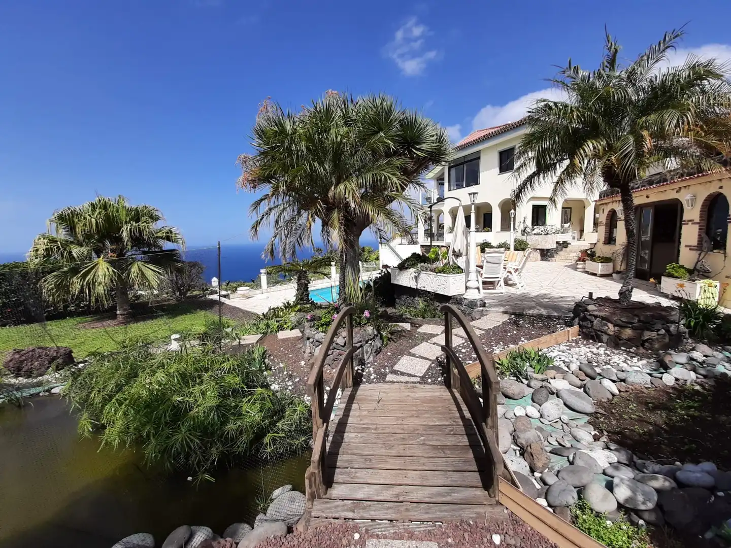 Vista exterior de Casa o chalet en venta en Santa Úrsula con Jardín privado, Terraza y Piscina