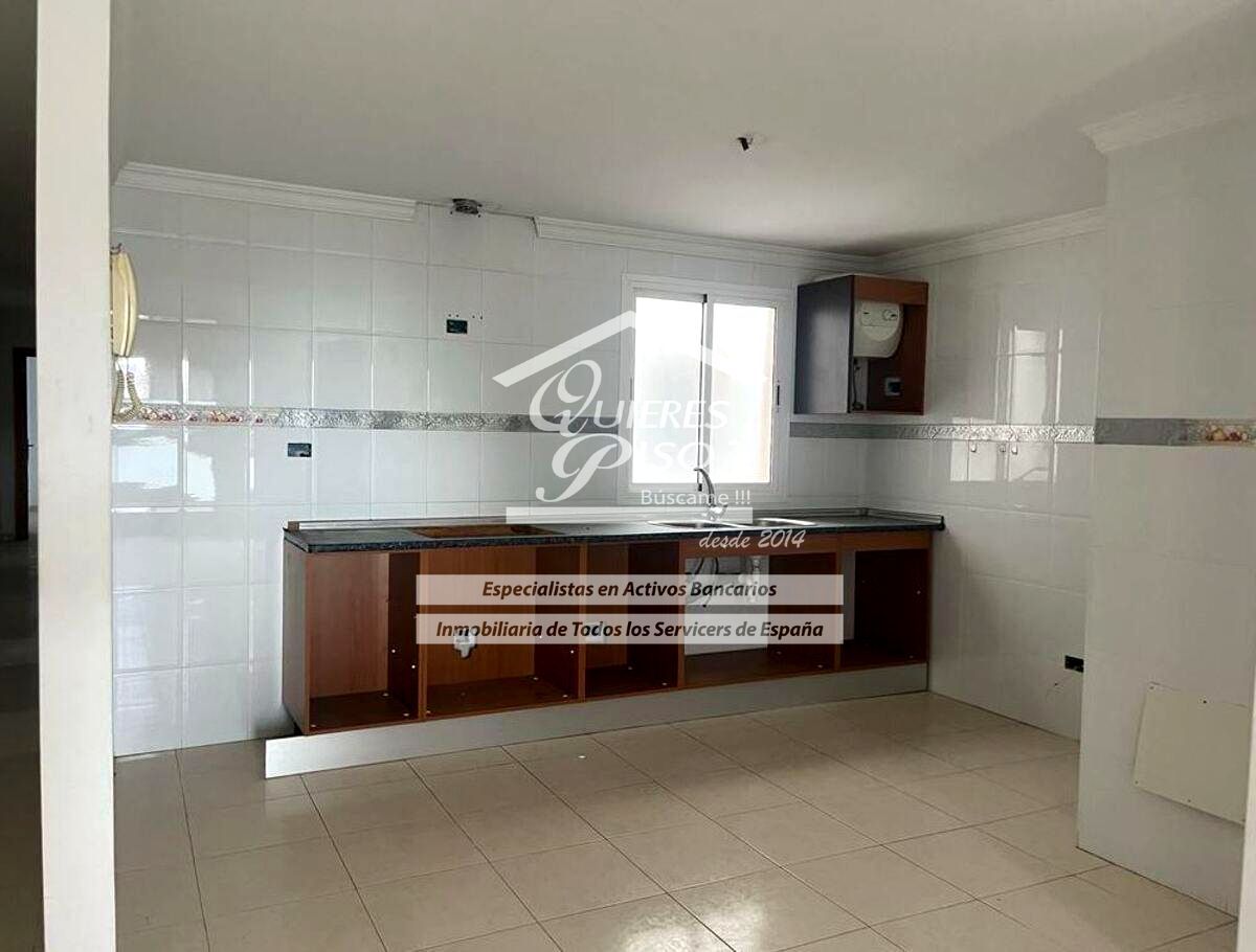 Flat for sale in Alonso De Matos, Ingenio pueblo